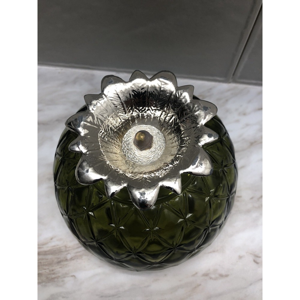 Vintage 1960s Indiana Glass Bowl Quilted Duette Pattern Bowl Metal Pedestal. - Picture 4 of 9